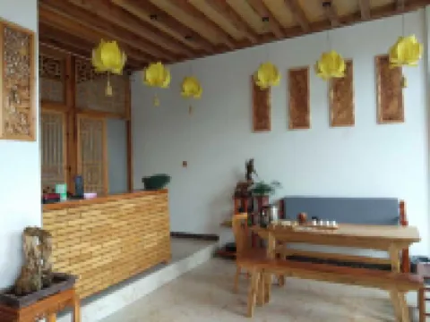 Anningxiang Yun Art Inn