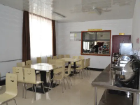 Gertse Shengjie Grand Hotel Hotels in Gertse