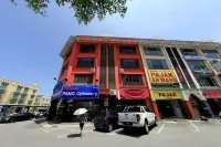 Uptown Eco Hotel