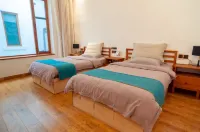 Floral Hotel·Liaocheng Banrixian Hotel(Shuishang Ancient City Dongchanghu Branch) Hotels in Liaocheng