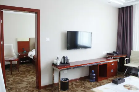 Qin Rong Hotel Отели в г. Цинань