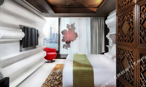 Mira Moon Hong Kong