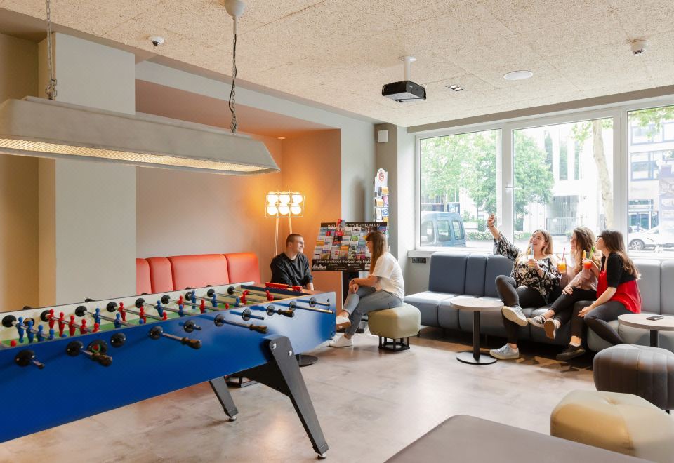 a&o 프랑크푸르트 갈루스바르테의 로비 이미지