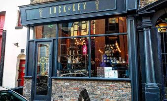 Lock and Key Boutique Hotel - Duke Street