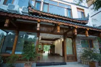Yiyun Mountain Residence, Karst Mountain Scenery, Bouyei Style, Parent-Child Holiday Accommodation - プール