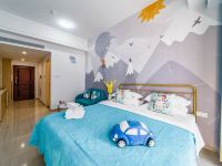 加洛林酒店主题公寓(珠海横琴海洋王国店) - 加洛林特色大床房