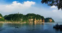 Sanjiangyue Holiday Hotel - Bergblick