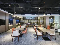 Wanda Moments Hotel - Breakfast