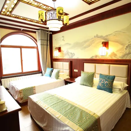 Qinyong Scenic Area Inn