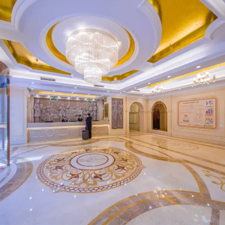Vienna Hotel Xianning hot spring center flower bed shop