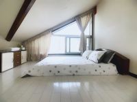 青岛如家宾馆 - 公寓阁楼标准大床房