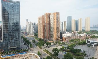 Wanda No. 9 Apartment (Wuhan Jiyu Bridge Wanda Plaza)