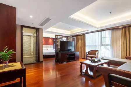 Zongrui Hotel