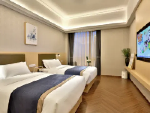 โรงแรมแซน (ศูนย์บริการทางการปกครองหยินไถ เจียงหนาน จินหัว) โรงแรมใกล้ทะเลสาบฮอน คีม