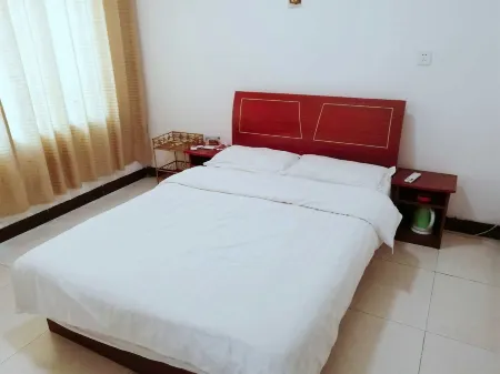 Mianyang Jule Hotel Отели рядом с достопримечательностью «Mianyang Science and Technology Museum»