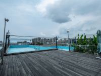 安吉博瑞酒店 - 室外游泳池