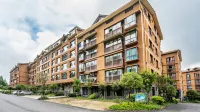 Hongya Qiliping Qingyinqi Juzhu B&B (Zero Kilometer Store) Hotels near Gaomiao Ancient Town