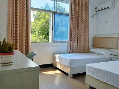 Huangshan Yongxing Hotel Hotels in Huizhou District/Rock Temple