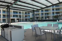 Vue Apartments Trinity Beach - Beach
