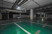 Wyndham Grand Plaza Royale Kaidi - parking