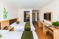 GreenTree Inn Zhixun (Dalian Zhoushuizi Airport Xinzhaizi Metro Station) Отели рядом с достопримечательностью «Сишань-Лейк Парк»