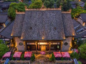 Chengdu Courtyard Hotel