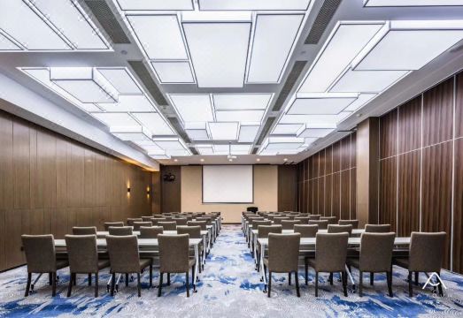 아투어 호텔 (고속철도 북역, 쯔보 하이테크 존)