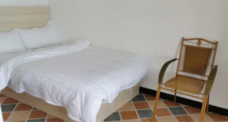 Zixing Qiaotou Town Chinese Inn Отели рядом с достопримечательностью «Dongjiang Lake Phoenix Island Scenic Area»