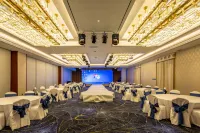 Caohai Spring Hot Spring Holiday Hotel