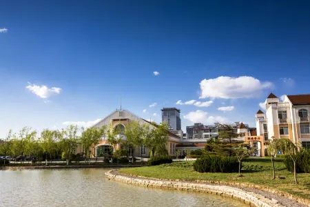 Jindu Garden Hotel Отели рядом с достопримечательностью «Bohai Polytechnic Vocational College»
