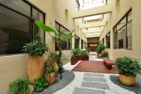 OULAN hotel Hotels near Dongjiang Gallery