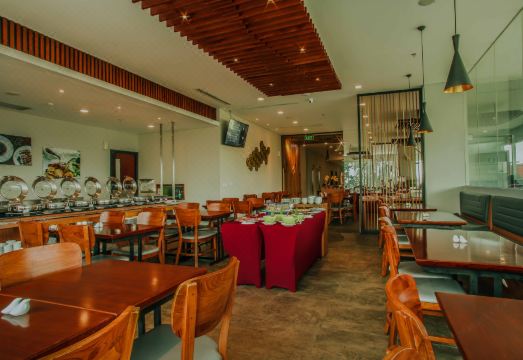 2. 프라임비즈 호텔..