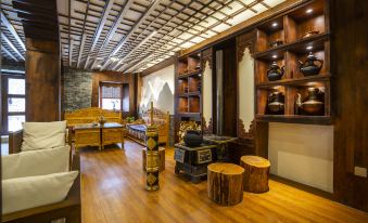 Daocheng Yading Sangjie Linka Luxury Homestay