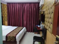 Yilong Liuhe Hotel