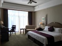 佛山绿湖温泉度假酒店 - 南楼高级大床房