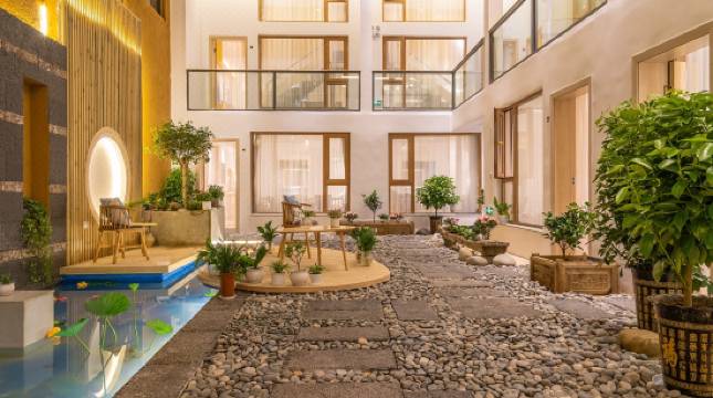 Lanyun Inn Room Reviews Photos Shangri La 2021 Deals Price Trip Com