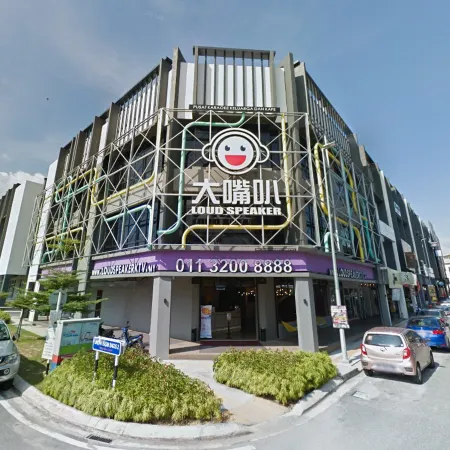 Hotel 99 Sri Petaling (Bukit Jalil) Отели рядом с достопримечательностью «Арена «Аксиата»»