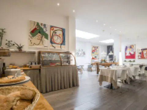 โรงแรมเบอร์นินา โรงแรมในมิลาน