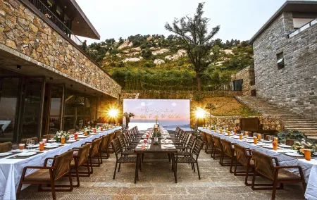 Yimeng Shanxiangju Hotel Отели рядом с достопримечательностью «Yimeng Mountain turtle Scenic Area»