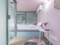深圳华宿公寓 - 少女系投影复式双床房