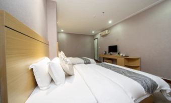 Yingfengyuan Hotel (Guangzhou Jiangnan Xi zhongyu College Branch)