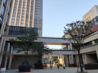 优居酒店(武汉光谷科技会展中心店) - 酒店附近