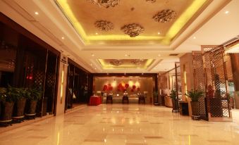 Chongqing Plaza Hotel