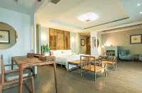 Yangshuo Misty Wonderland Hotell i 