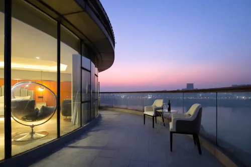 Siman Light Luxury Hotel Changsha Wuyi Square