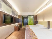 星程酒店(重庆观音桥步行街店) - 高级双床房