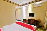 Kaili huahong business hotel