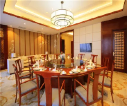 Fanhua Hotel