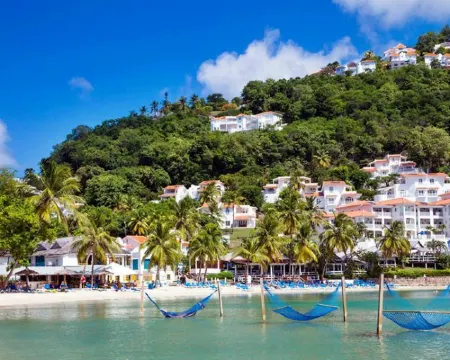 ウィンドジャマー ランディング リゾート アンド レジデンス コリンスのホテル