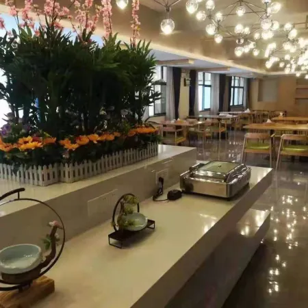 Venice International Hotel